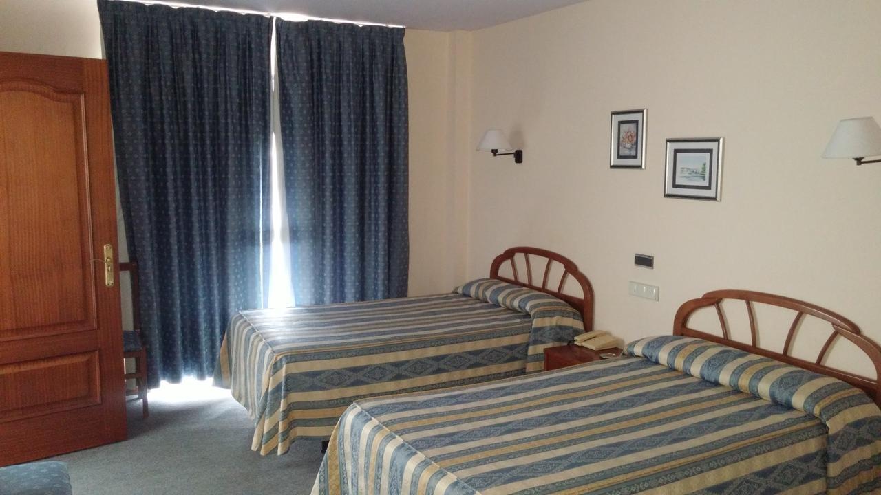 Hotel Zabala Santillana del Mar Exteriör bild