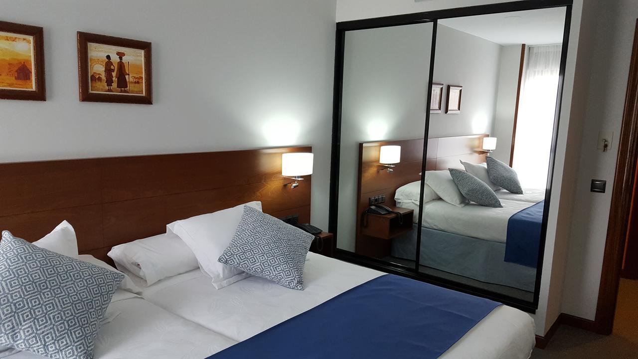 Hotel Zabala Santillana del Mar Exteriör bild